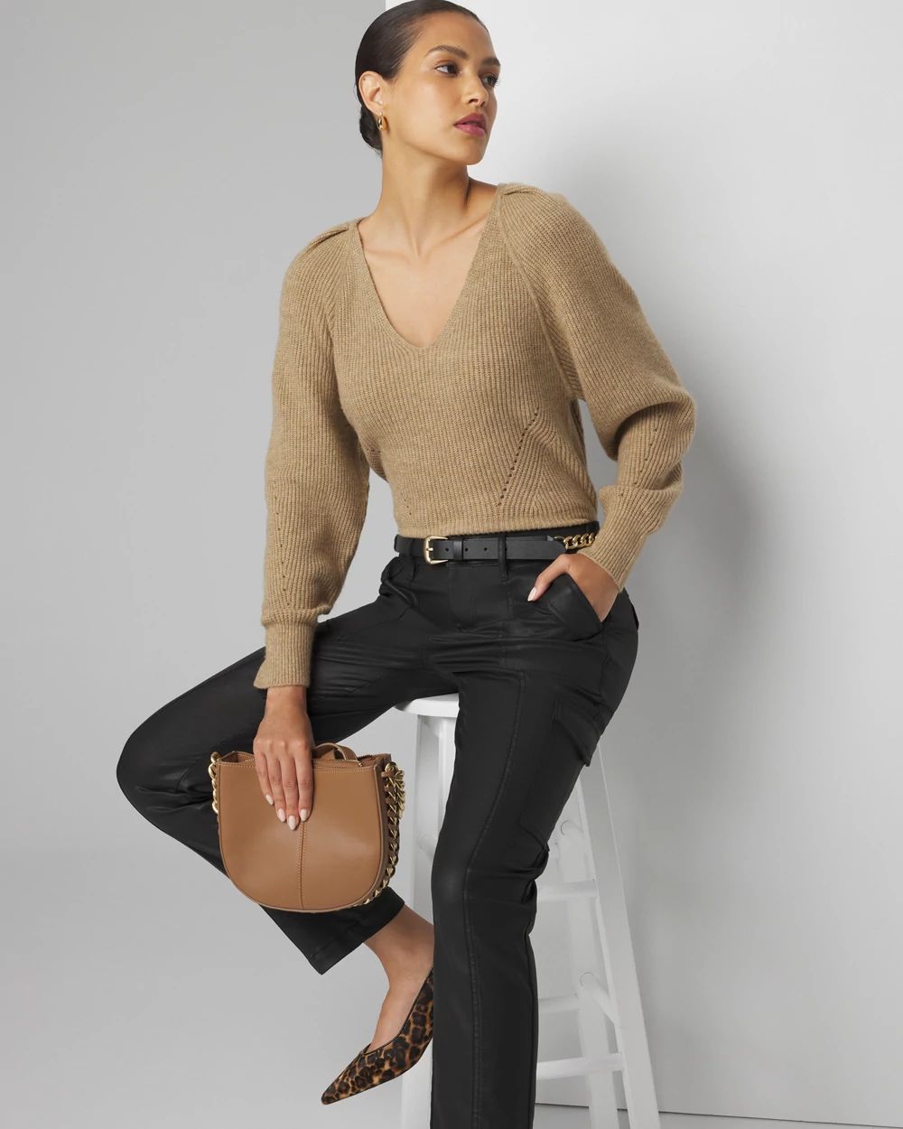 Pleated Shoulder V-neck Pullover Sweater | White House Black